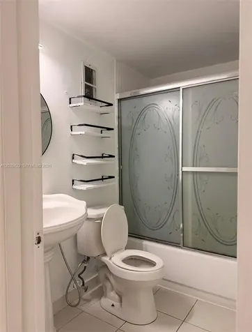 1035 W 77th Street Hialeah FL 33014