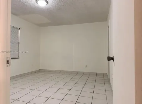 1035 W 77th Street Hialeah FL 33014