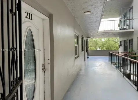 1035 W 77th Street Hialeah FL 33014