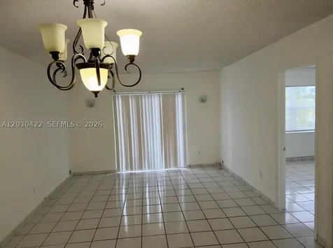 1035 W 77th Street Hialeah FL 33014