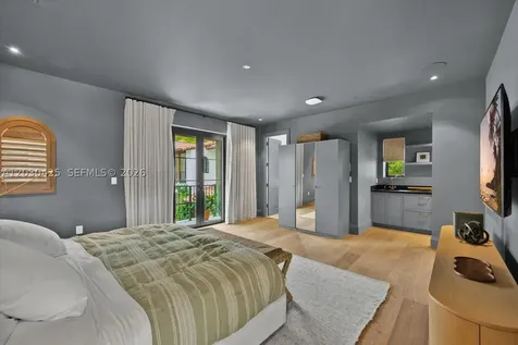 545 San Antonio Avenue Coral Gables FL 33146