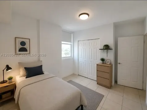 120 SW 8th Avenue Miami FL 33130