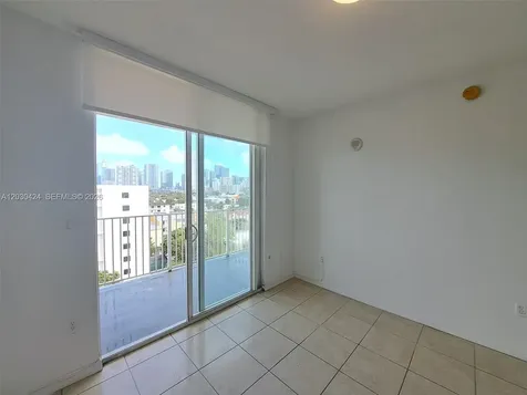 120 SW 8th Avenue Miami FL 33130
