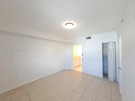 120 SW 8th Avenue Miami FL 33130
