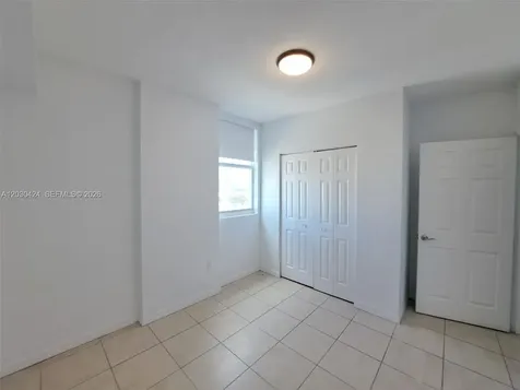 120 SW 8th Avenue Miami FL 33130
