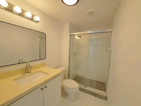 120 SW 8th Avenue Miami FL 33130