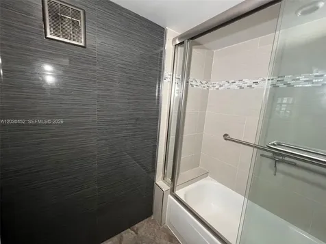 136 NE 19th Court Wilton Manors FL 33305