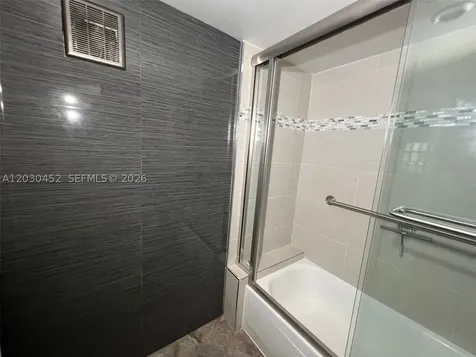 136 NE 19th Court Wilton Manors FL 33305