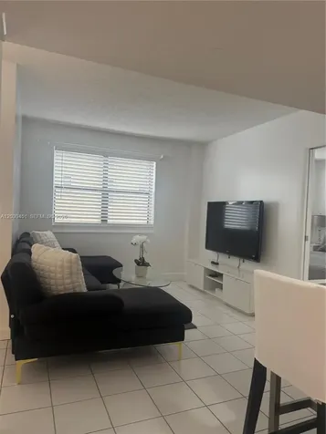 1390 Ocean Drive Miami Beach FL 33139