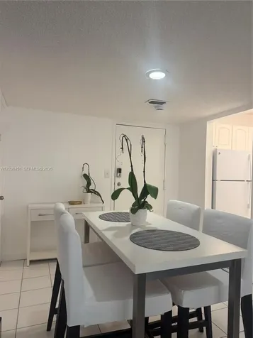 1390 Ocean Drive Miami Beach FL 33139