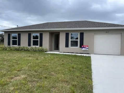 2613 62nd Street W Lehigh Acres FL 33971
