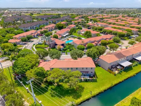 27240 SW 138th Path Homestead FL 33032