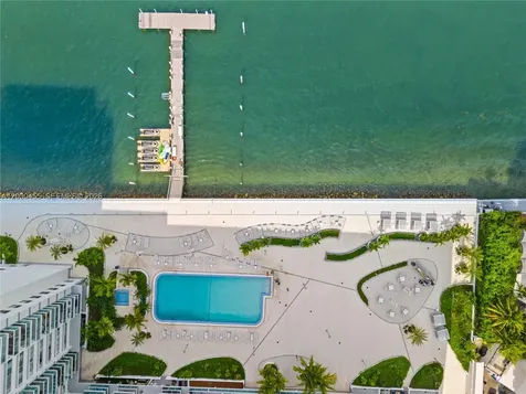 1000 West Avenue Miami Beach FL 33139