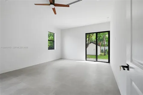 131 Miami Gardens Road West Park FL 33023