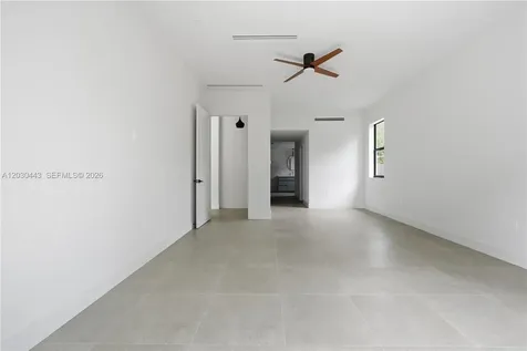 131 Miami Gardens Road West Park FL 33023