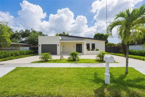 131 Miami Gardens Road West Park FL 33023