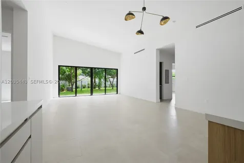 131 Miami Gardens Road West Park FL 33023