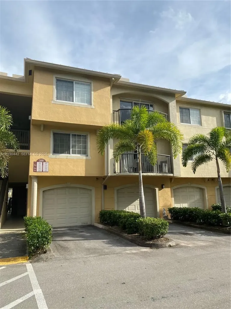 300 N Crestwood Court N Royal Palm Beach FL 33411