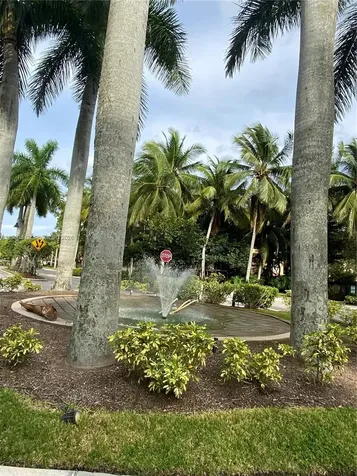 300 N Crestwood Court N Royal Palm Beach FL 33411