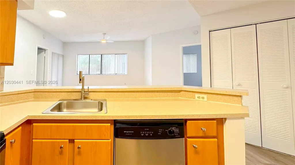 2445 SW 18th Terrace Fort Lauderdale FL 33315