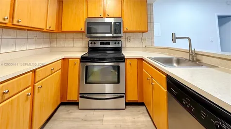 2445 SW 18th Terrace Fort Lauderdale FL 33315