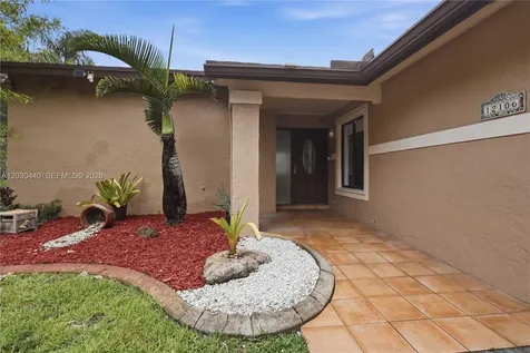12106 Lymestone Way Cooper City FL 33026