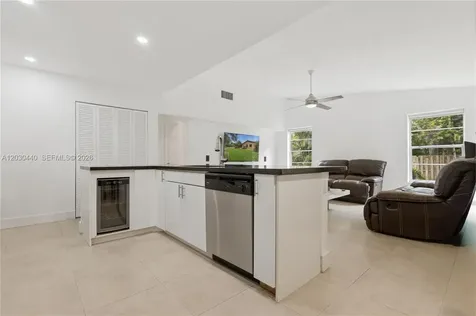 12106 Lymestone Way Cooper City FL 33026