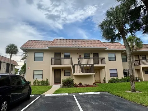 6832 S Palmetto Circle S Boca Raton FL 33433