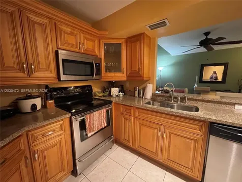 9711 Fontainebleau Boulevard Miami FL 33172