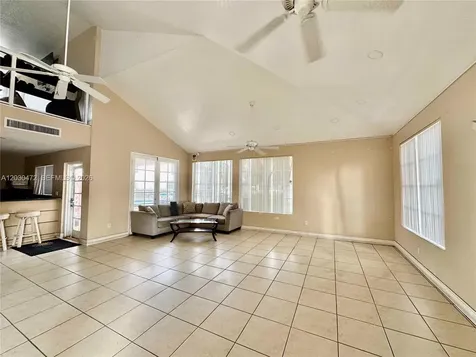 9711 Fontainebleau Boulevard Miami FL 33172