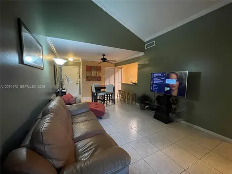 9711 Fontainebleau Boulevard Miami FL 33172