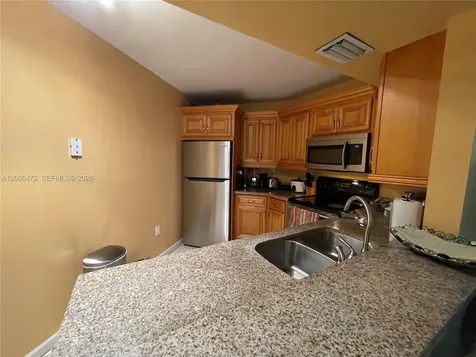 9711 Fontainebleau Boulevard Miami FL 33172