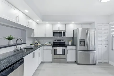 550 SW 138th Avenue Pembroke Pines FL 33027