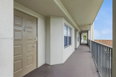 550 SW 138th Avenue Pembroke Pines FL 33027