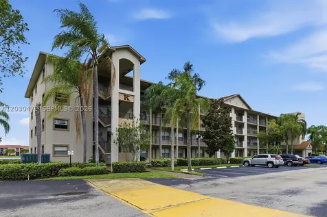 550 SW 138th Avenue Pembroke Pines FL 33027