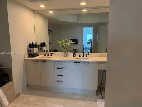14951 Royal Oaks Lane Miami FL 33181