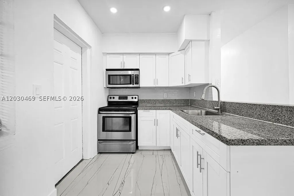 North Miami Beach FL 33162