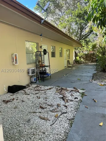 North Miami Beach FL 33162