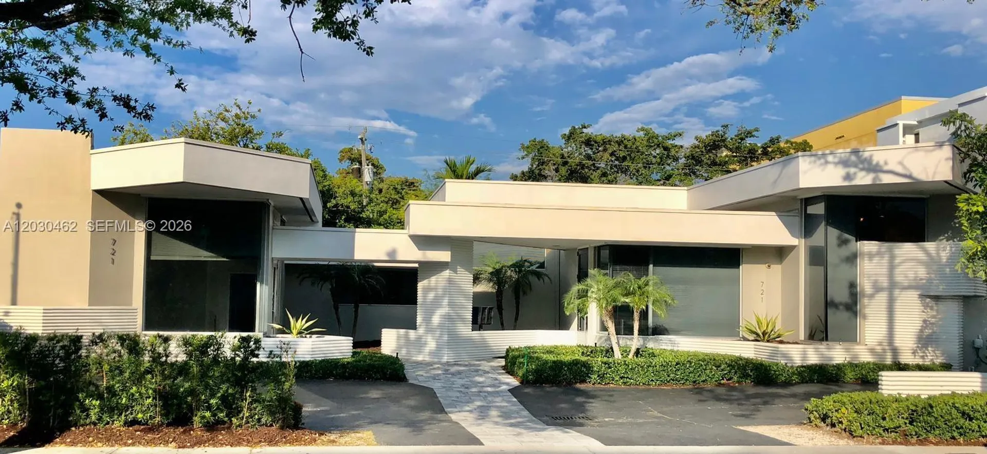 721 NE 3rd Avenue Fort Lauderdale FL 33304