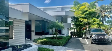 721 NE 3rd Avenue Fort Lauderdale FL 33304