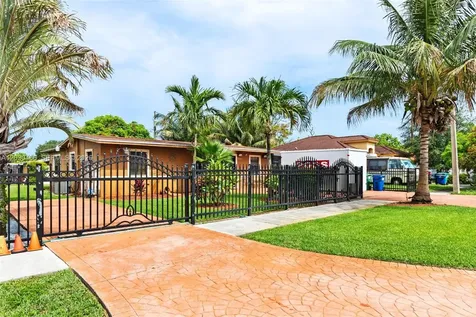 15600 NW 37th Place Miami Gardens FL 33054