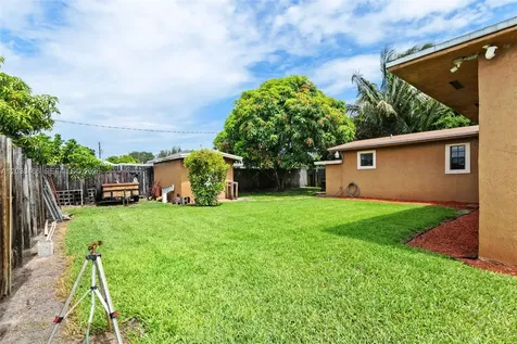 15600 NW 37th Place Miami Gardens FL 33054