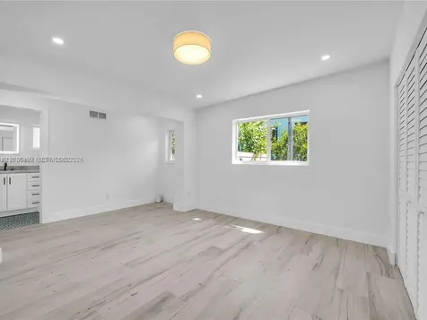 1905 Alamanda Drive North Miami FL 33181