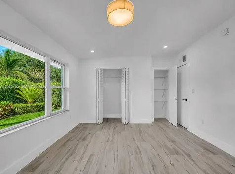 1905 Alamanda Drive North Miami FL 33181