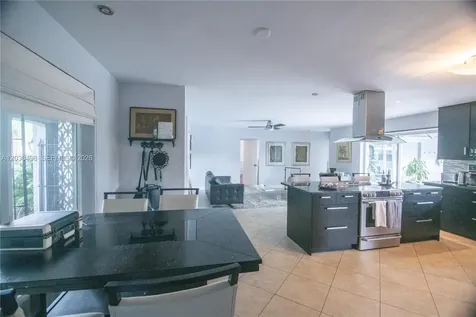 4116 Taft Street Hollywood FL 33021