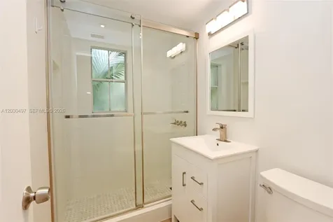 3375 Franklin Avenue Miami FL 33133