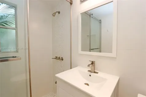 3375 Franklin Avenue Miami FL 33133