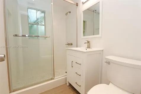 3375 Franklin Avenue Miami FL 33133