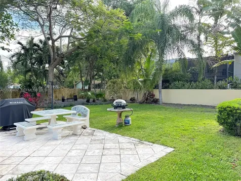 3375 Franklin Avenue Miami FL 33133