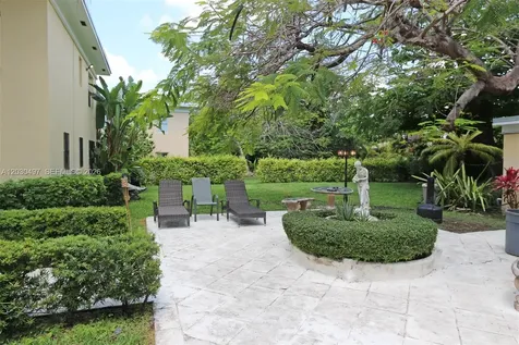 3375 Franklin Avenue Miami FL 33133